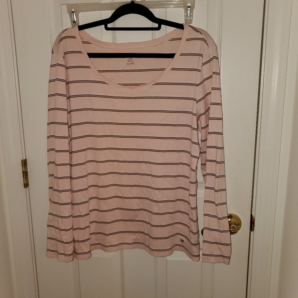 Womens long sleeve shirt